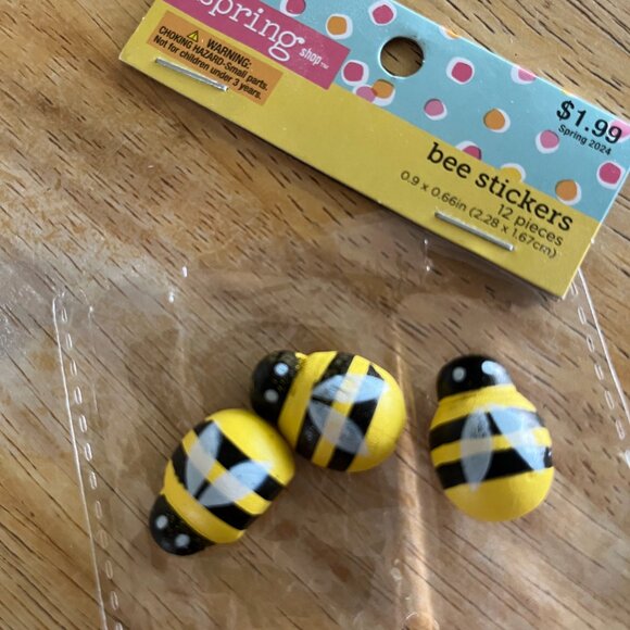 Honey Bee Decor & Crafting Lot - Over 350 Pieces in Lot - Picture 9 of 16